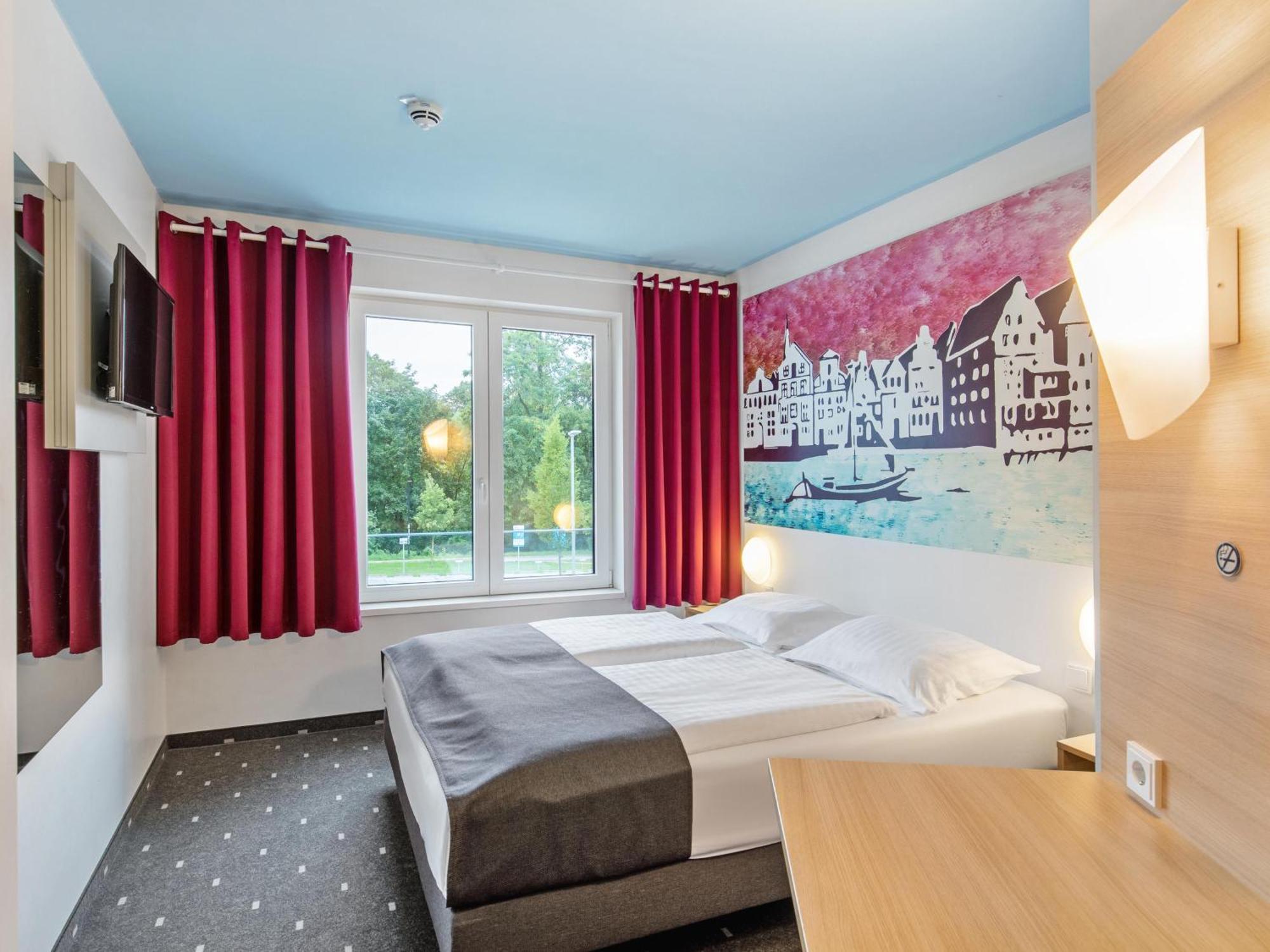 B&B Hotel Lueneburg Esterno foto