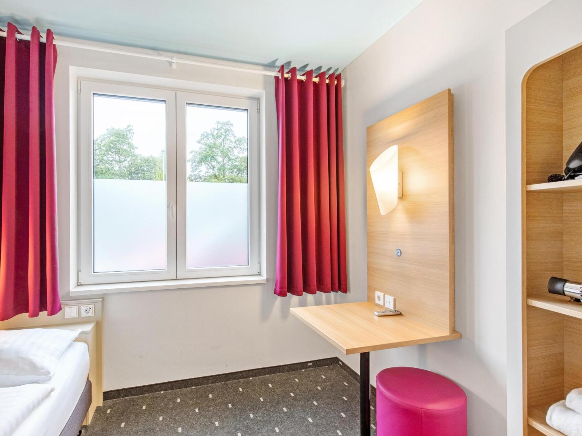 B&B Hotel Lueneburg Esterno foto